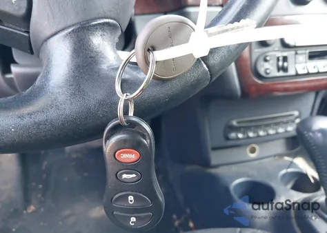 2003 Chrysler Sebring Limited from USA, damaged, VIN 1C3EL65R33N538467